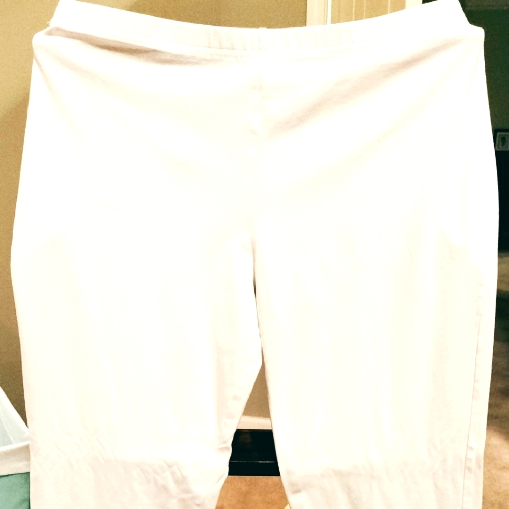 Susan Graver white dress capris or casual